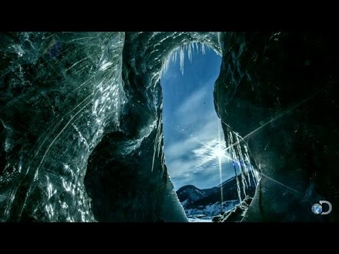 Video trailer för Only the Toughest Survive | Edge of Alaska