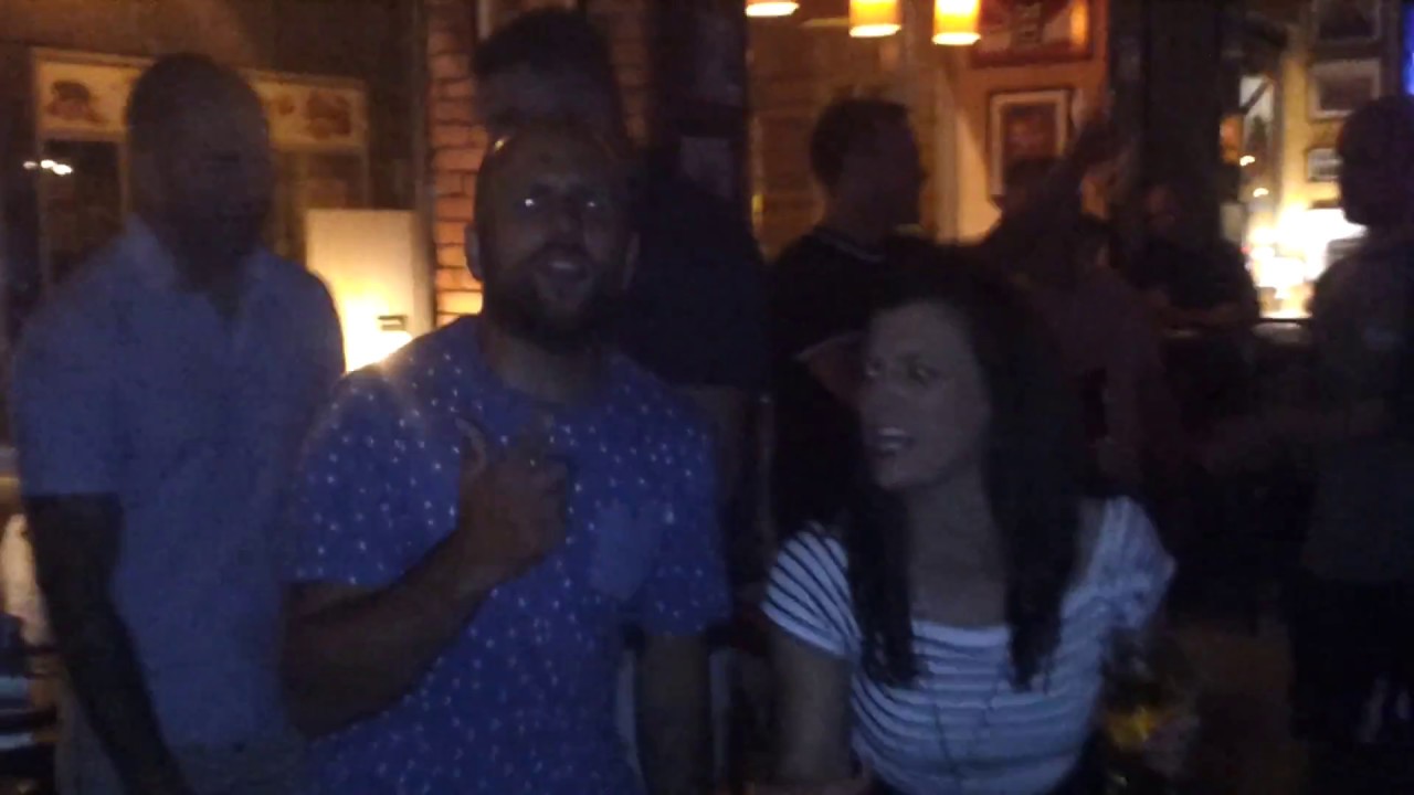 What a pub musician actually does