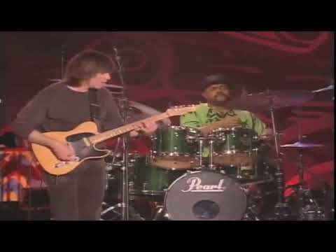 Mike Stern feat. Dennis Chambers, Bob Malach e Lincoln Goines | "One Liners" (Part 2).