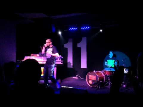 Suvereno - Anjel (live Eleven club Brno)