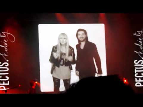 Pectus - Sprawa picia w Hali Stulecia we Wrocławiu.