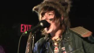 NeverShoutNever - Love is Our Weapon Live