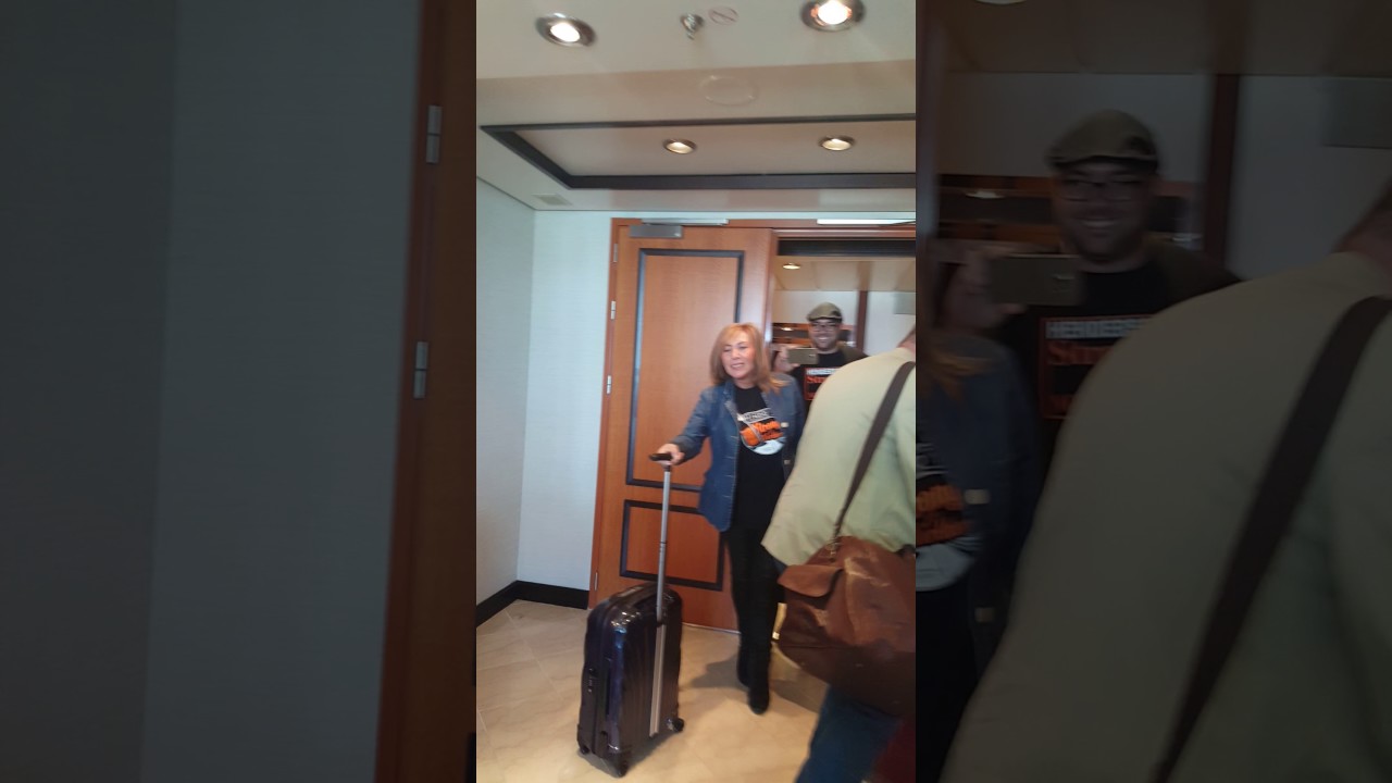 Independence of the Seas - Cabin 1640 - Video 3