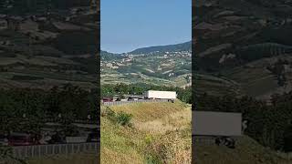 incidente-in-autostrada-tir-sfonda-il-guardrail-e-resta-in-bilico-a16-chiusa