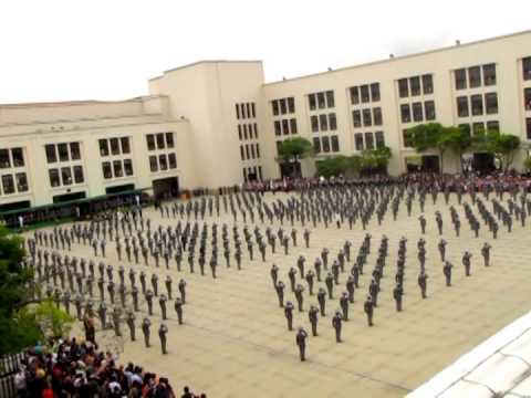 Cópia de ASPIRANTADO NA AMAN - EXÓRDIO E HINO NACIONAL PARA A SAÍDA DAS GUARDA BANDEIRAS