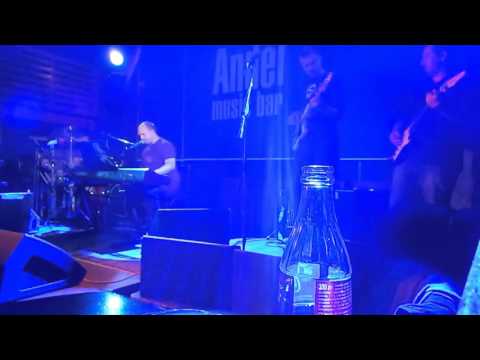 The Graves - The Graves - Citace & Pod usychajícími listy