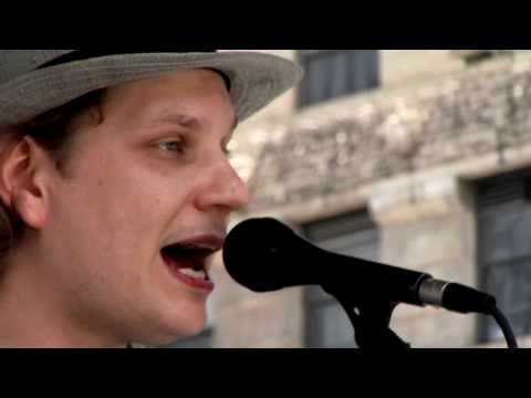 Theo Eastwind NYC Subway-musician on MSG's NYC Soundtracks