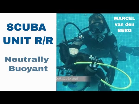 PADI Neutrally Buoyant Scuba Unit Removal and Replacement IDC Divemaster Skill Circuit