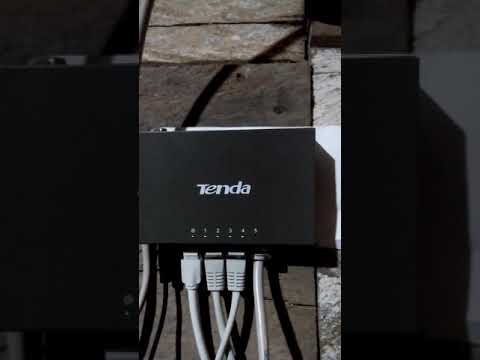 Šakotuvas Tenda TEG1005D tinklo jungiklis Nevaldomas Gigabit Ethernet (10/100/1000) Pilkas video