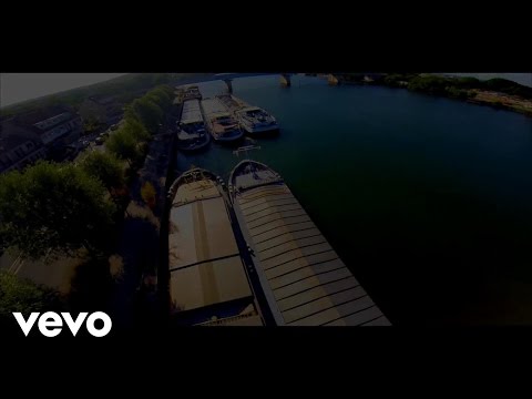 King Gentle - Gyal Bumper Jiggle [Official Video] ft. Colonel Reyel