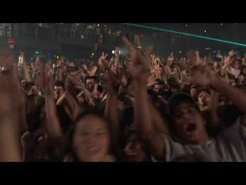 Abertura - Furacão 2000: Tsunami