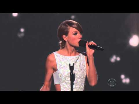 Taylor Swift Addresses Leaving Country Music at ACM Awards