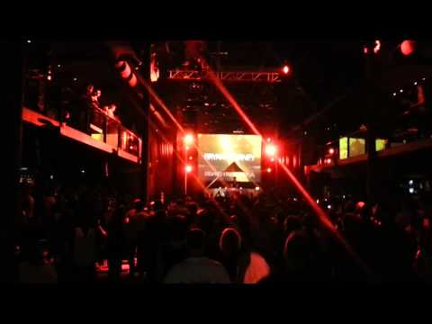 Bryan Kearney at FSOE 300, SaSaZu, Prague, 30-8-13 - Sneijder & Mark Leanings - Now Or Never