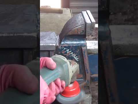 Perfect Tool Restoration 🗜️ Rusty Swivel Vise #Shorts
