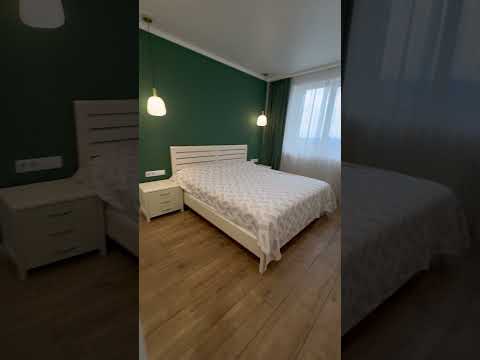 2-комнатная квартира с дизайнерским ремонтом в новом доме, с мебелью и техникой