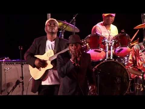 Ballou Canta & Luciana - 6 - LIVE at Afrikafestival Hertme 2008