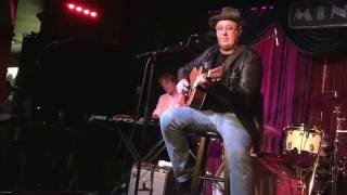 Vince Gill performs I Still Believe In You with co-songwriter John Jarvis