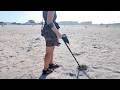 Day Hunt Saler Beach Metal Detecting Uncovers Hidden Precious Things