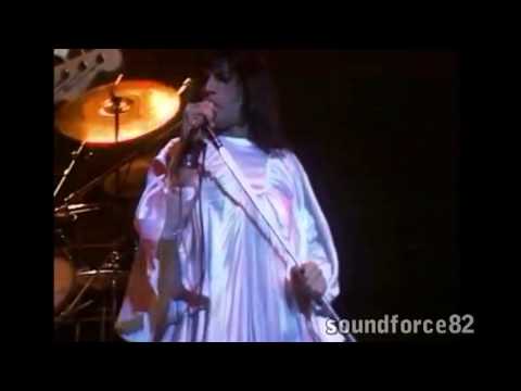 Queen + Daft Punk - Now get lucky