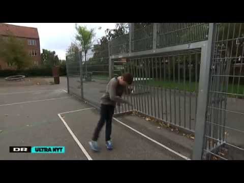 Familie smidt ud af Parken: Måtte ikke klappe af Brøndby - Ultra Nyt