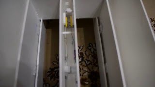 Механический сброс прикормки на прикормочном кораблике