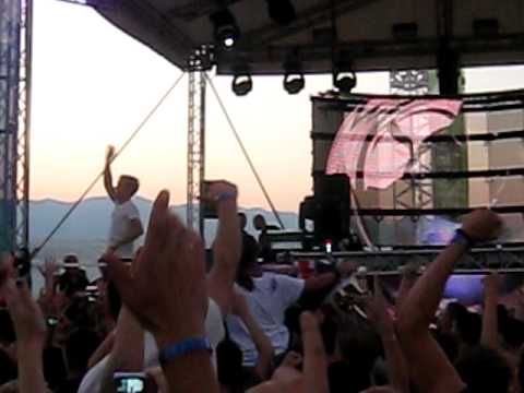 Peter Martin vs DJ Shah - Not The End vs  Who Will Find Me Armin van Buuren Mashup