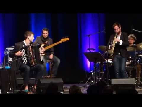 akkordeon akut ! - Vincent Peirani & Living Being Quintet