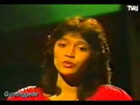 Ria Angelina Kau Memang Asyik