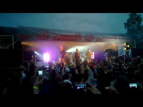 YÖN POLTE - Tyttö Sinä Olet Meritähti LIVE 9.6.2012 PFP Vaasan Hietasaaressa