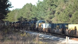preview picture of video 'CSX Intermodal Train Waits For Other Train To Pass'