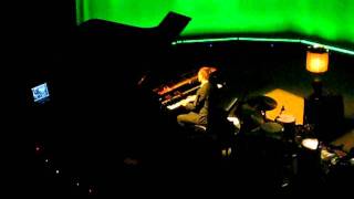 Falling Free- David Gray (Live)