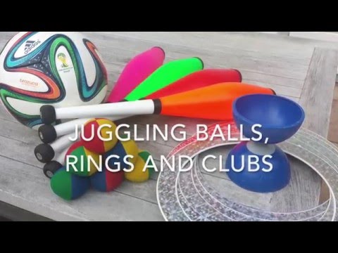 Amazing juggling skills!