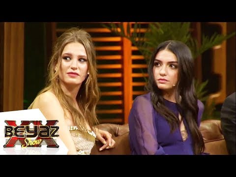 Beyaz, Serenay Sarıkaya'nın Havuz Sahnesiyle Dalga Geçti - Beyaz Show