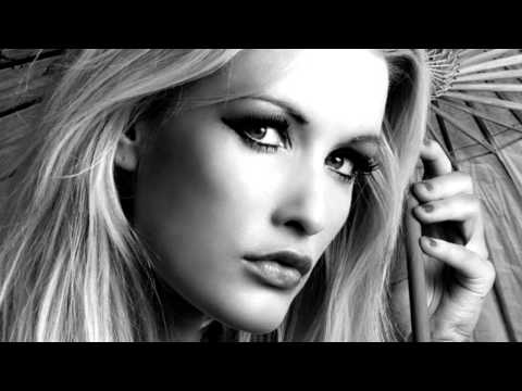 Signum Ft. Katana - Moonflow