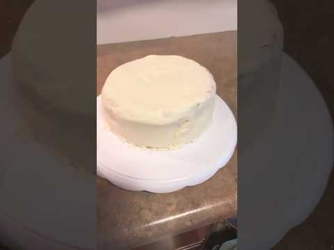 Vanilla cake vanilla frosting #2