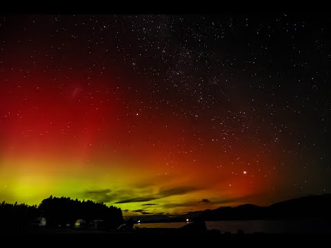 Milkyway and Aurora australis (은하수와 오로라)