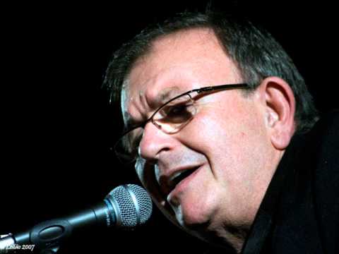 Carlos Alberto Moniz  História de um português qualquer