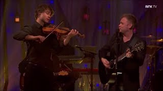 Alexander Rybak playing violin in Christian Ingebrigtsen&#39;s joik - Muitte Mu, 01.12.18