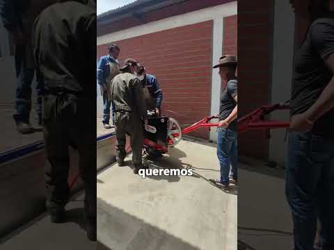 Entrega masiva de motoazadas monosurcos a Pojo-Cochabamba, como parte del proyecto PAR III 🌱 #cifema