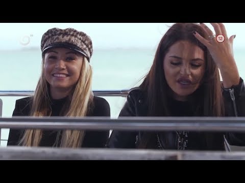 Vietor vo vlasoch (INSTAQUEEN)