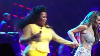 Thalia Latina Love Tour  NY- Frutas feat. Chicky Bom Bom