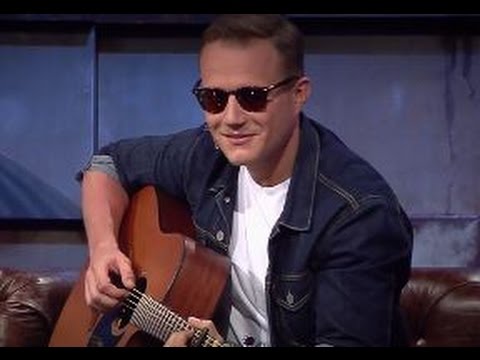 Mrozu zaśpiewał piosenkę ze swojej nowej płyty! [Kuba Wojewódzki]