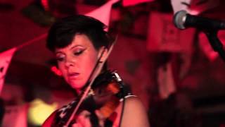 Sarah Neufeld - Live in the courtyard