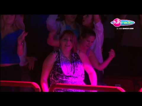 Warm up de Muttonheads @ Starfloor 2012 - Fun Radio [HD]