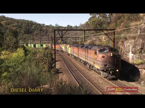 Australian Streamliner locomotives - Cowan bank - 2012