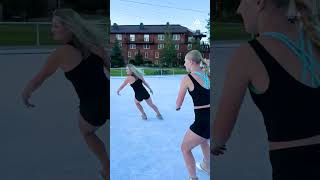 Figure Skaters Perform Synchronized Skating | People Are Awesome