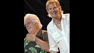 Kenny Loggins &amp; Michael McDonald - What A Fool Believes(Live-&#39;&#39;Outside From The Redwoods&#39;&#39;)