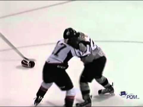 Mathieu Brisebois vs Will Carrier