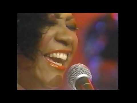 Patti LaBelle - Kiss Away the Pain (Live 1986)