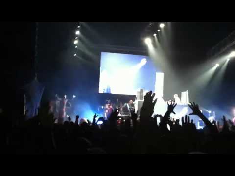 Afrojack @ UMass 10/25/11: Can't Stop Me Now HD